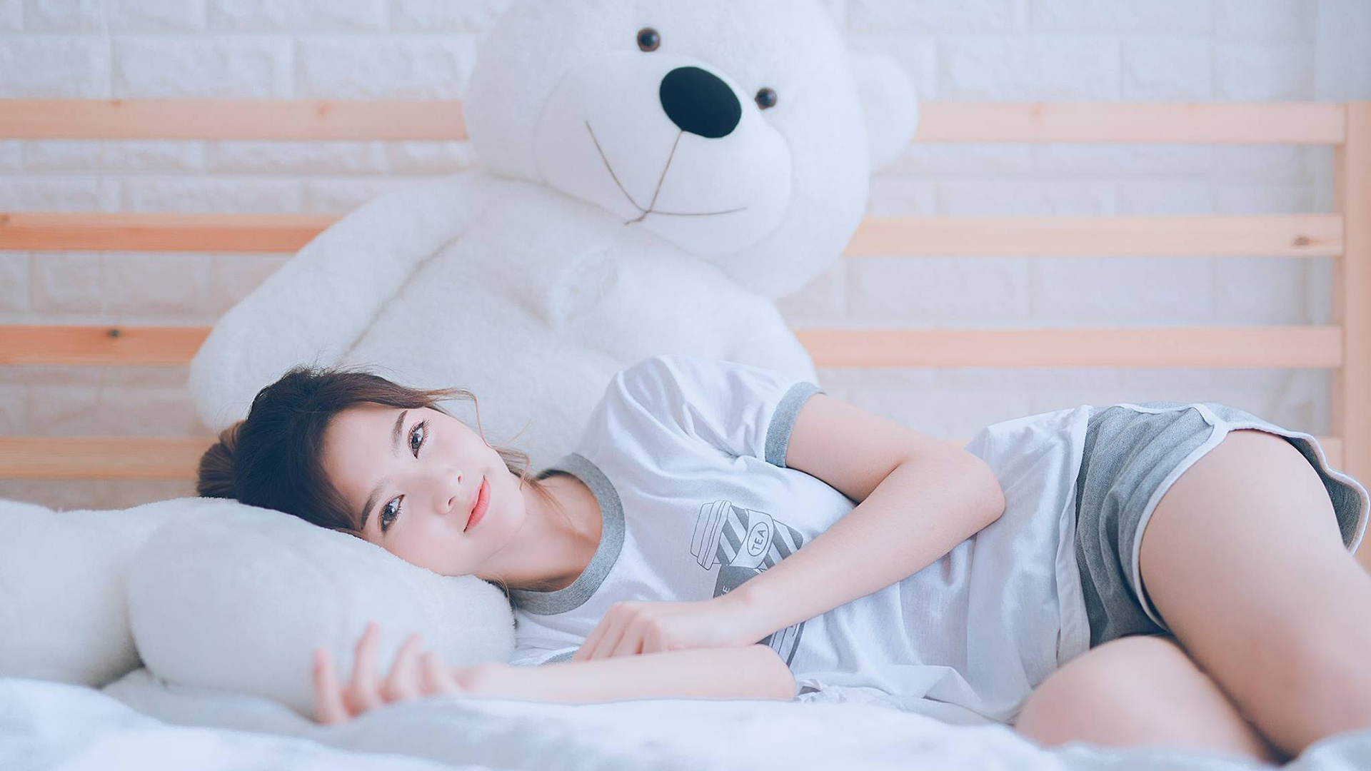 电竞内容创作热潮不断选手自媒体影响力飙升，知名电竞媒体