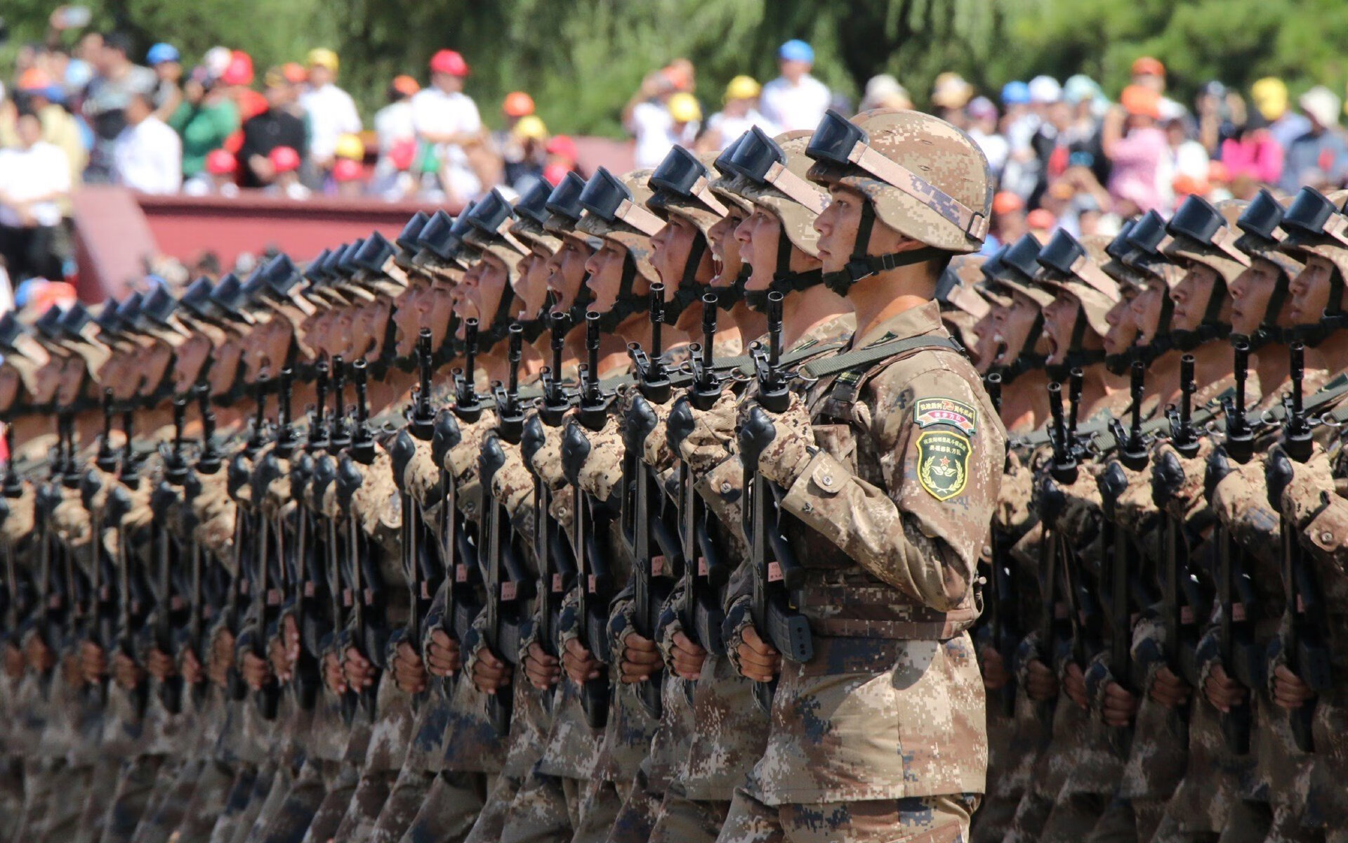 足球战术解析 为何高位逼抢成为主流,高位前踢